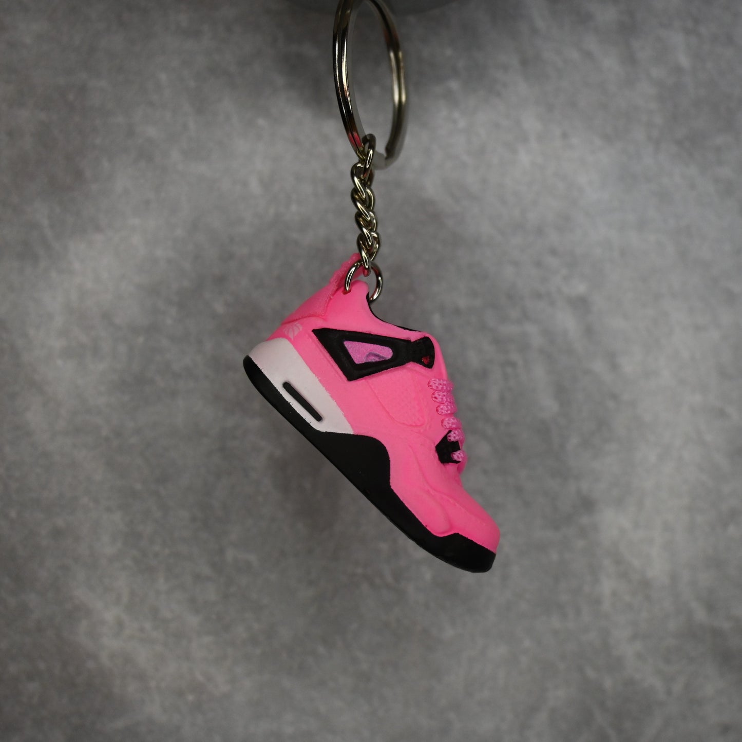 AJ4 Retro GS 'Voltage Cherry' Keyring